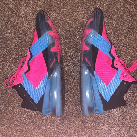 LeBron 18 Low ‘Neon Nights’ - Picture 2 of 5